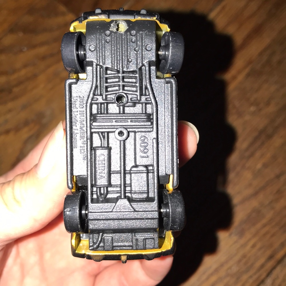 Yellow Mini Hummer - Picture 6 of 8